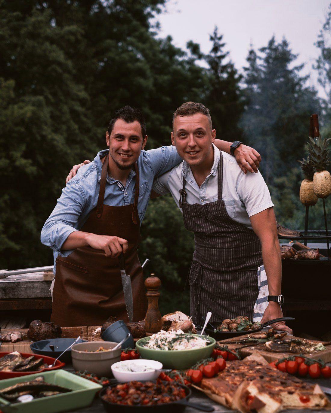 Kuchaři Zikmundova u prostřené tabule